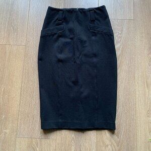 GUC blck skirt Le Château size 0